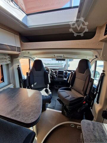 Autocamper PÖSSL Summit 600 Plus Markise Solar Navi AHK