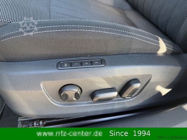 Minibus SKODA Superb Combi Style DSG Business Amundsen Kamera