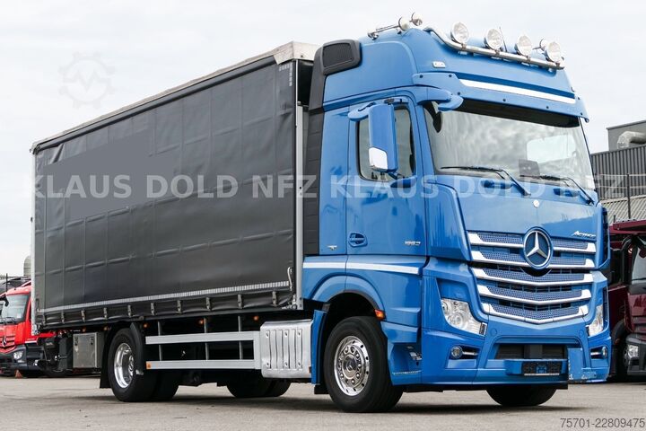 Autocarro con pianale e telone MERCEDES-BENZ Actros 1863 Pritsche Plane Retarder LBW Euro 6