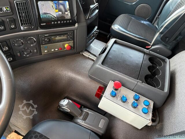 Kranbil Volvo FM 370 EEV 6X2 + HIAB 244 EP-3 HIPRO + WASH/VAC...