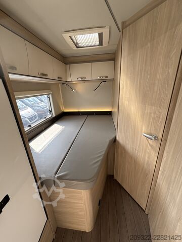 Camper semintegrato Fiat Ducato Weinsberg Carasuite 650MF del 2020 | Manuale | Posti letto: 5