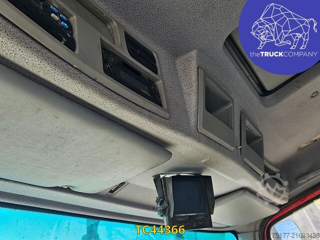 Road sweeper Mercedes-Benz Axor 1828