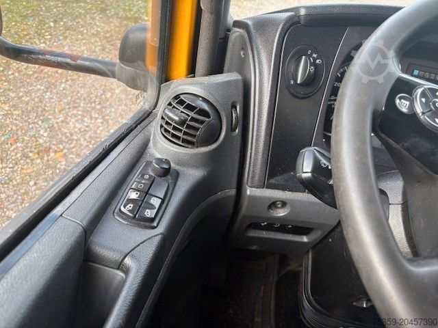 Skříňový nákladní automobil MERCEDES-BENZ Atego 1230,1530  LBW