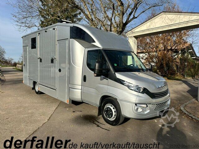 Viehtransporter Iveco Daily 2 Pferde Automatik, AHK