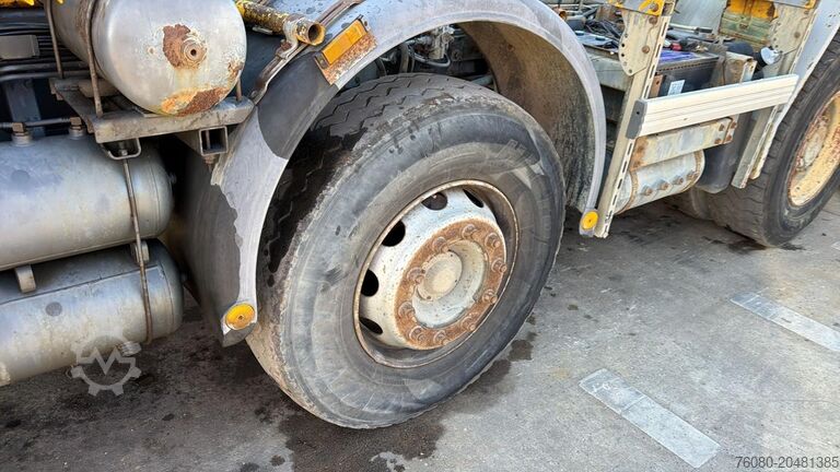 Fahrgestell mit Fahrerhaus DAF CF 85.360 (BOITE MANUELLE / MANUAL GEARBOX / BI...