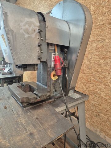 Presse excentrique MÜLLER AMP10