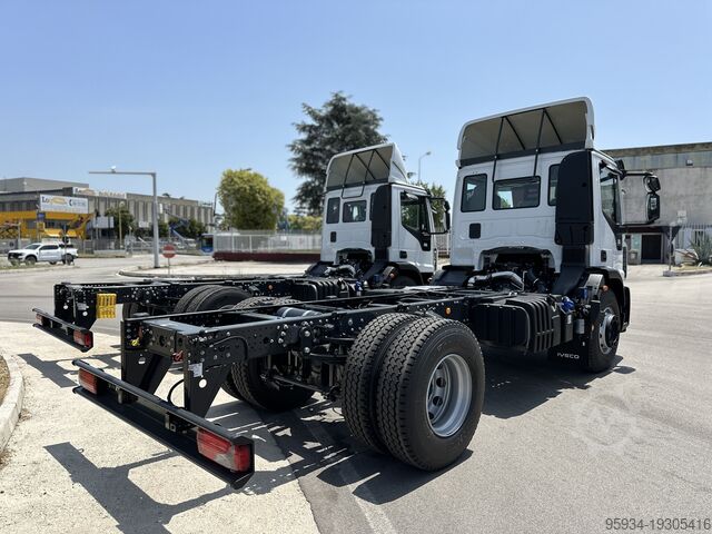 φορτηγό με σασί Iveco IVECO 180E32K