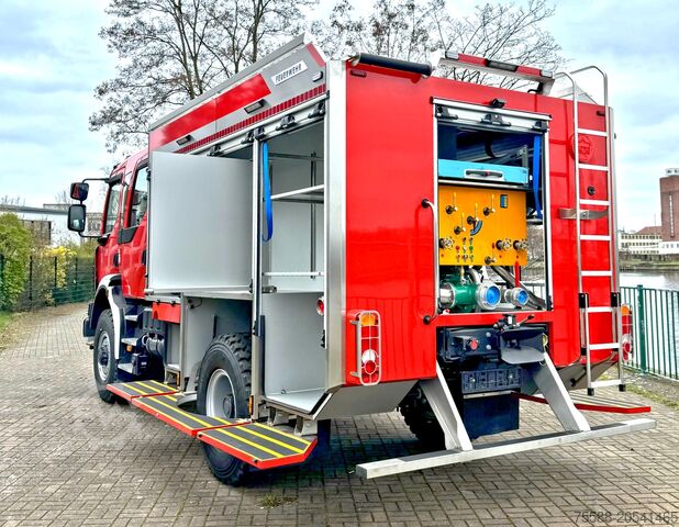 Feuerwehrfahrzeug Tanklöschfahrzeug 3000 Renault D14 TLF 3000 4x4 Allrad Single-Bereifung