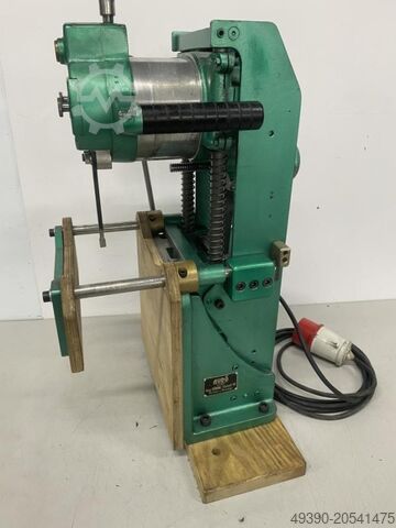 Vierkante pensteekmachine, vierkante penboor, slingerbeitel, pen gat-steekmachine, steekboor, kettin MAKA ED 30