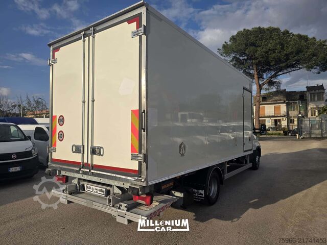 Caminhão frigorífico Iveco DAILY 72-18 HI MATIC 2018 EURO 6 CELLA 5