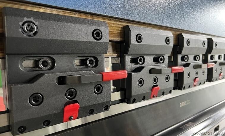 Abkant pres SPB 110T x 3200 (HACO60) Metal Technics Polska SPB 110Tx3200 4+1 (HACO60)