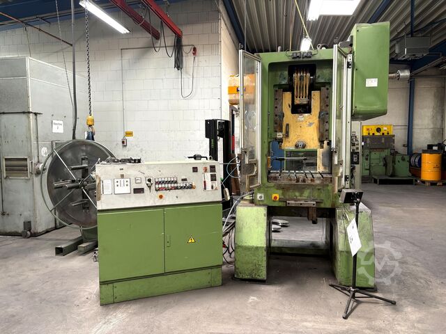 Mașină automată de perforat SCHAAL SEP 63