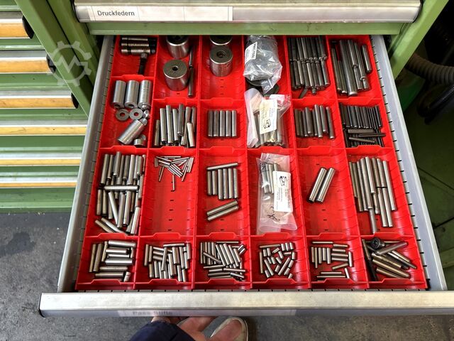 İçeriğiyle birlikte atölye çekmeceli dolap LISTA Workshop Drawer Unit with contents