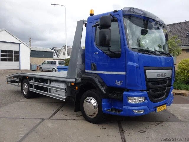 Araba taşıyıcı panelvan DAF LF 210 oprijlaadbak,airco
