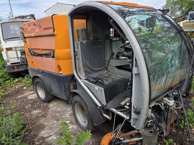 Yol süpürme aracı Bucher Citycat