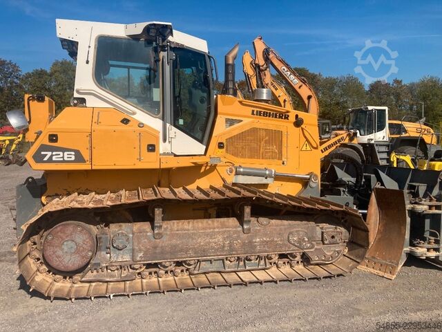 Rolo compactador LIEBHERR PR726