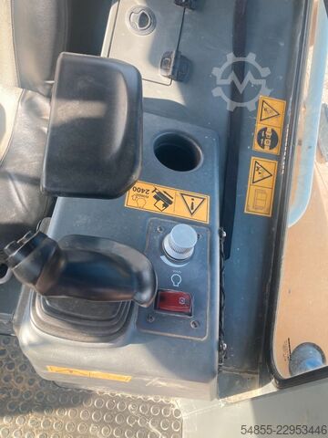 Rolo compactador LIEBHERR PR726