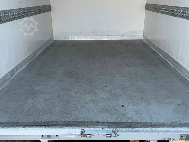 Hűtőfelépítményes furgon IVECO Daily 35S14 Hi-Matic Tiefkühlkoffer mit LBW