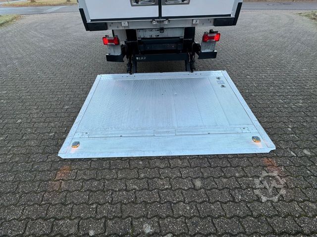 Hűtőfelépítményes furgon IVECO Daily 72C18 Tiefkühlkoffer Carrier mit LBW