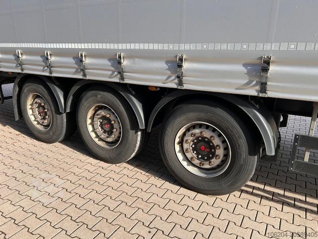 Auflieger mit Pritsche & Plane SCHWARZMÜLLER J-Serie 1530 Lang-Auflieger Edscha