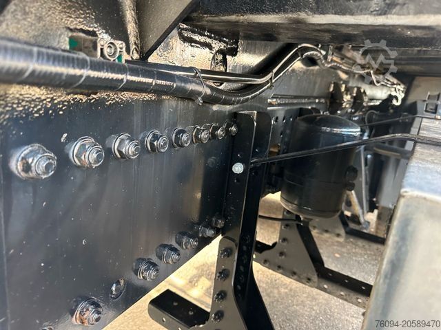 Camião de plataforma MAN TGA 26.400 6x2 Wechselpr. KRAN 25m Seilwinde