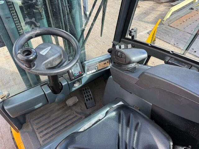 Elektrische vorkheftruck met 4 wielen Jungheinrich EFG 320 / 3289 Std.