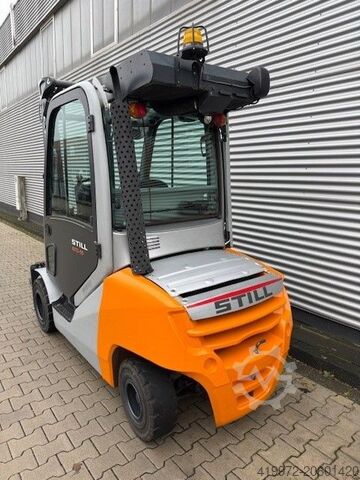 Περονοφόρα περονοφόρα ανυψωτικά Still RX70-35