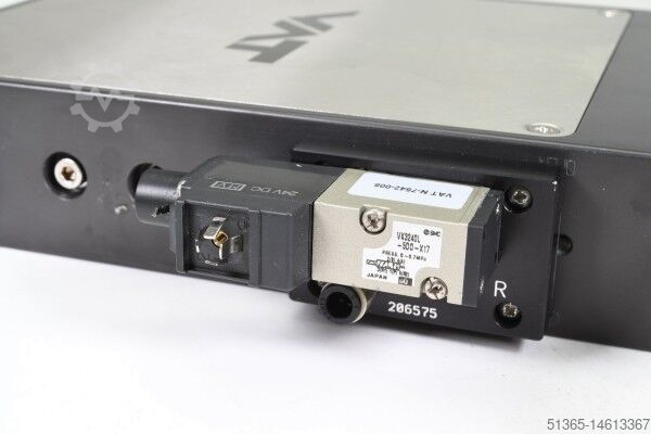 Inserto de válvula de transferencia con válvula de control VAT 02110-AA44-CAG1 + VK3240L-5DO-X17