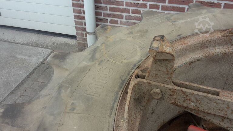 Lastikli tekerlek Dubbellucht 34 inch