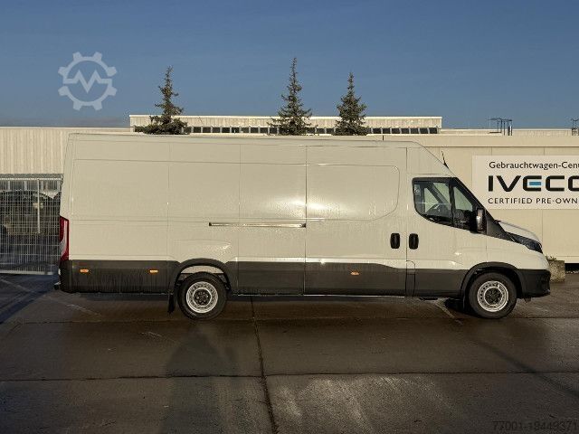 Hög tak skåpbil IVECO 35S16V Klima / PDC