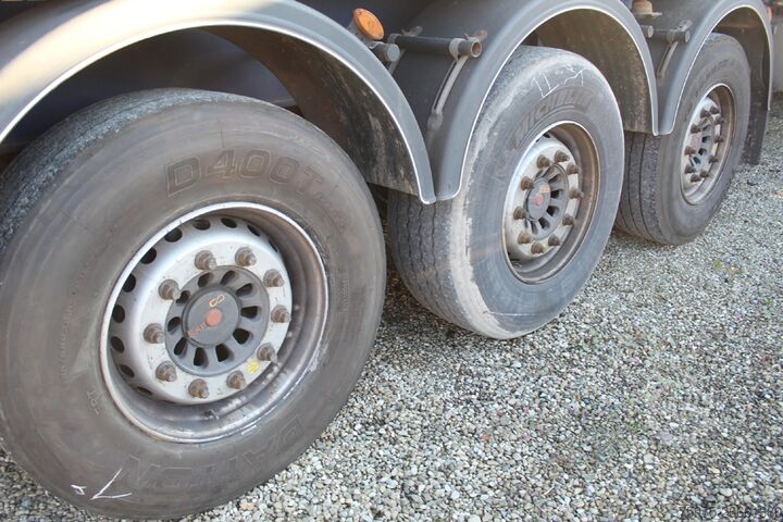 ημιρυμουλκούμενο με κινητό κουτί Zorzi semirimorchi portacontainer usati fissi