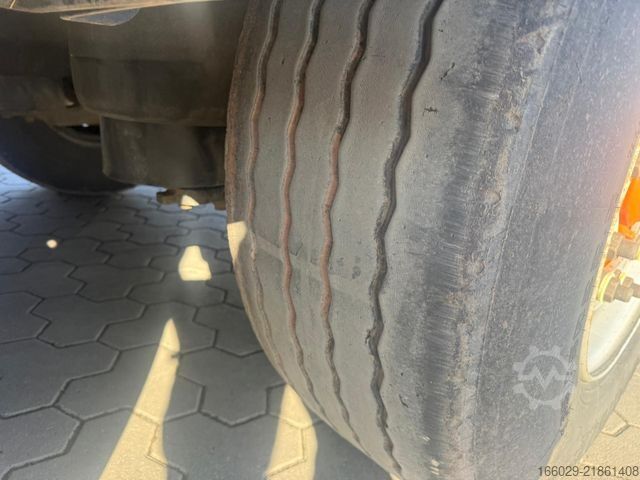Semiremorcă cu podea mobilă KNAPEN K100 Schubboden 92m³ 10mm Boden Top Zustand