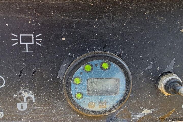 Scherenhebebühne Haulotte Compact 8 Electric, 8.2m Working Height, 350kg Cap