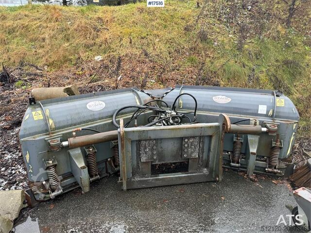 Baumaschine Stark V-plow