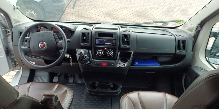 Husvagn/husbils Fiat Weinsberg Carabus 600 K | 4 Posti Letto | Completamente Attrezzato