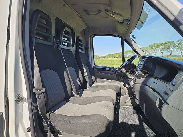 Kombi med högt tak IVECO DAILY 50C15 L2H2 Dubbel Lucht