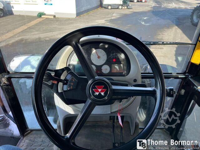 Tractor Massey Ferguson MF 6499 Dyna-6