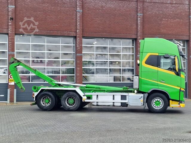 Sistema a braccio con gancio Volvo FH 16.750 Globetrotter XL 6x2 - 20T Multilift H...