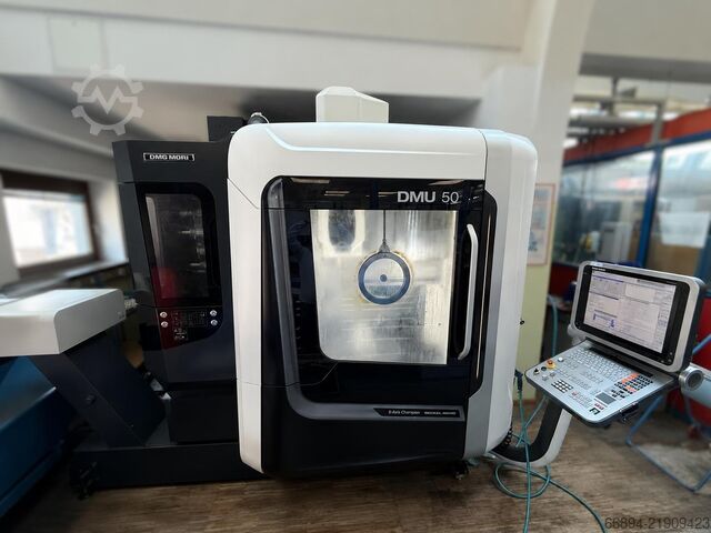 Universal-Bearbeitungszentrum DMG MORI DMU 50 3rd