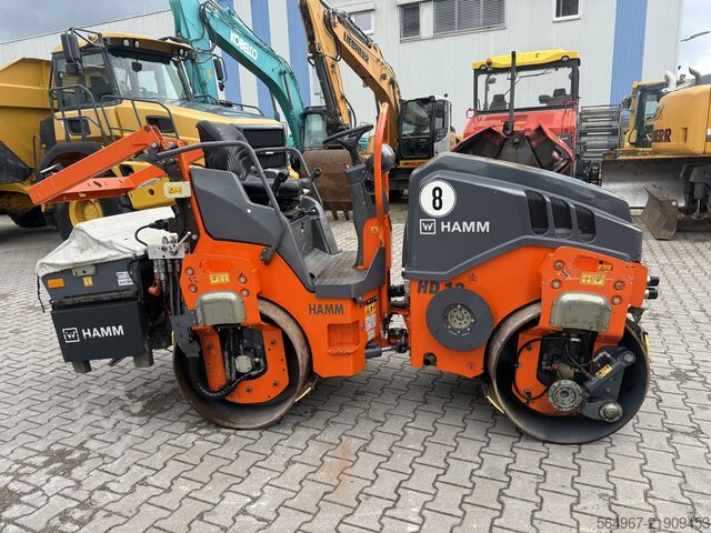 Rullo tandem Hamm HD12VV Tandemwalze mit Streuer