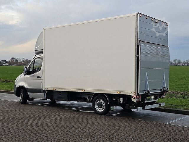 Valigia MERCEDES-BENZ SPRINTER 316 Bakwagen Laadklep!