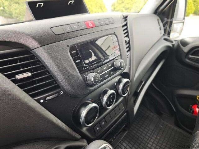 Furgone ribaltabile Iveco Daily 70C 18 Doka 3 Seitenkipper AHK