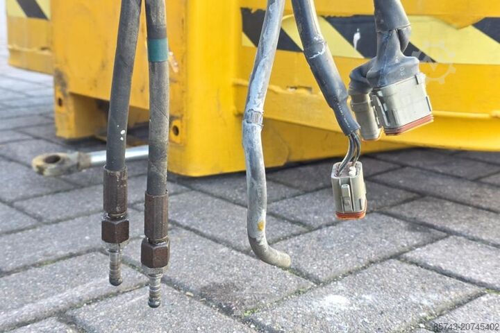 Articulated boom lift Manitou 150AETJ Compact As-Is, Electric, 15m Working Heigh