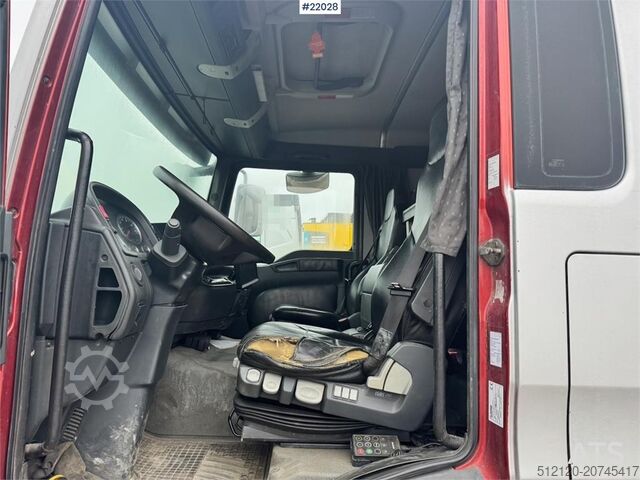 Box body MAN TGL 12.210 4x2 box truck with full side opening