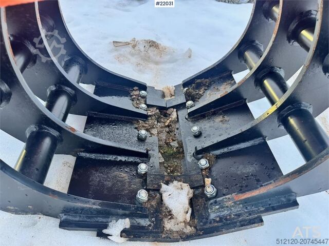 Entreprenadmaskiner Mega SO128 grapple