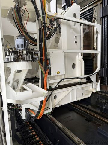 Centro di lavoro verticale Mazak VTC-820/30