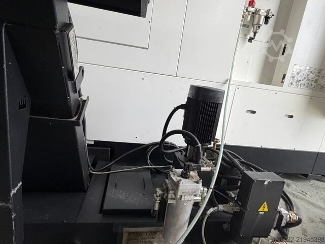 Centro di lavoro verticale Mazak VTC-820/30