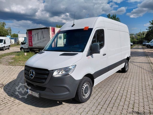 Dobozos furgon MERCEDES-BENZ Sprinter III FWD 311/315 CDI FWD L2