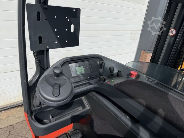 Reachtruck Linde R16HD-01