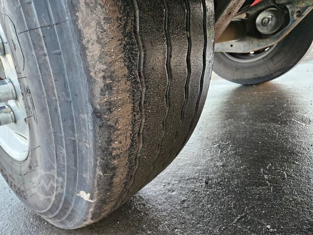 Kippers oplegger Schwarzmüller K-Serie Stahlrundmulde